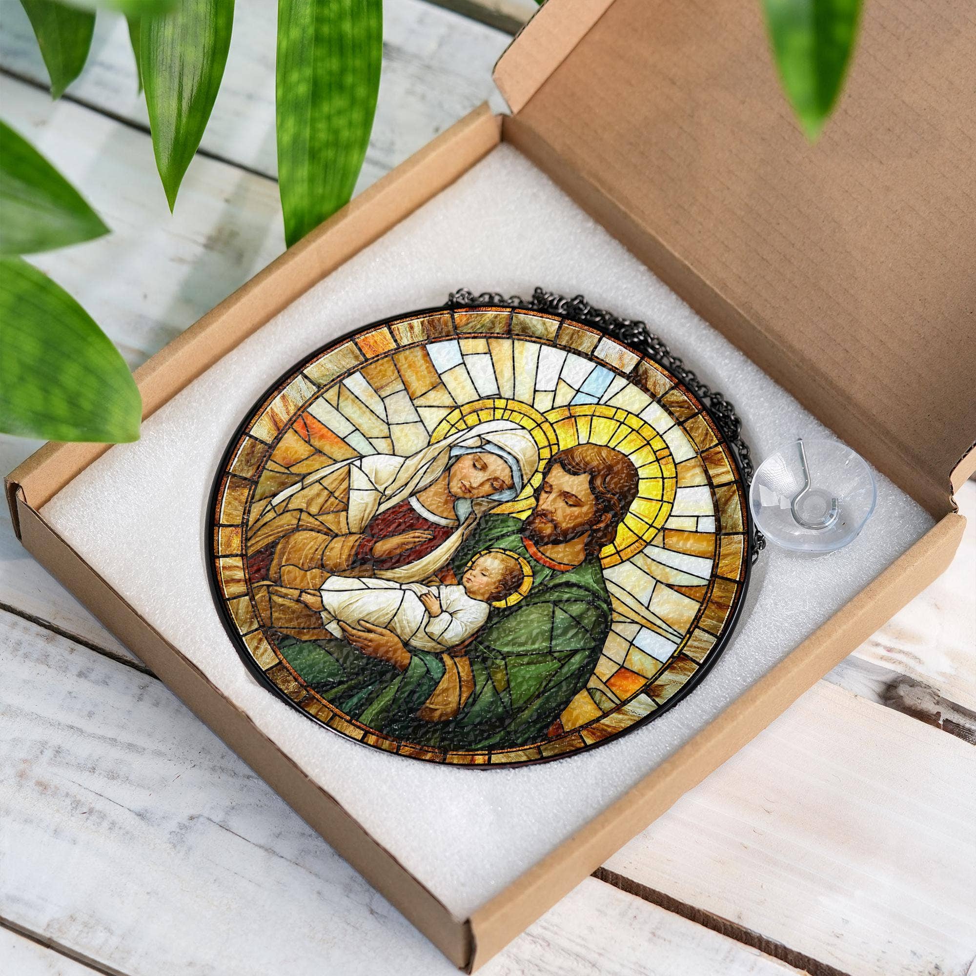 TMLECOM LTD - Wholesale Suncatcher - Holy Family Stained Glass Suncatcher, Divine Love Decor1