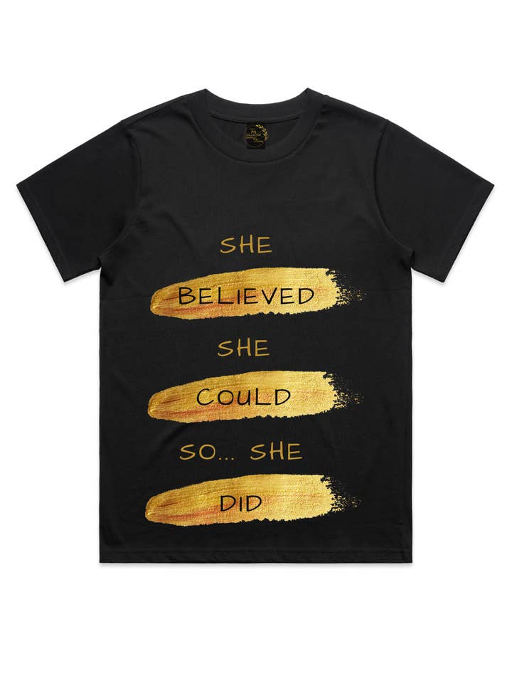 Camiseta de cuello redondo de ajuste holgado para mujer "Ella creía que podía" para venta al por mayor de Collective Inspo By Design
