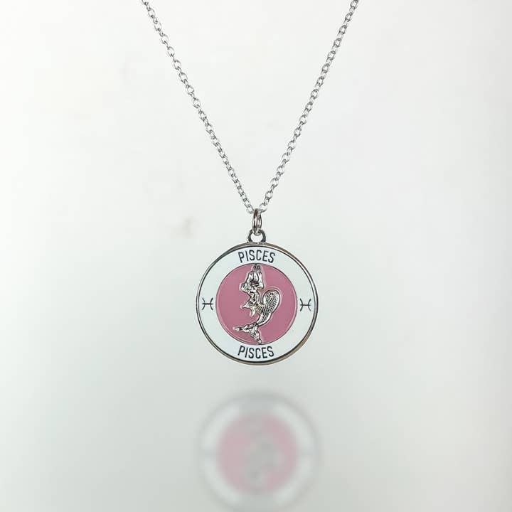 Pendente em Esmalte “Peixes” em Prata de 1ª Lei por atacado de The Retrograde Shop