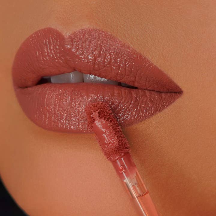 Moira Cosmetics - Wholesale Lipstick - Lip Plush Cream15