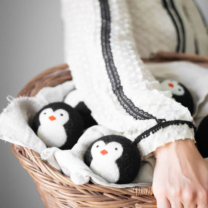 Friendsheep - Wholesale Dryer Balls - Cool Friends Eco Wool Dryer Balls - Set of 6