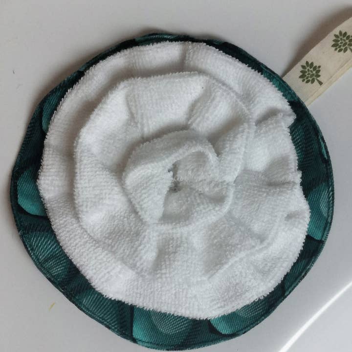 Shower Flower Sponge for wholesale by Susie