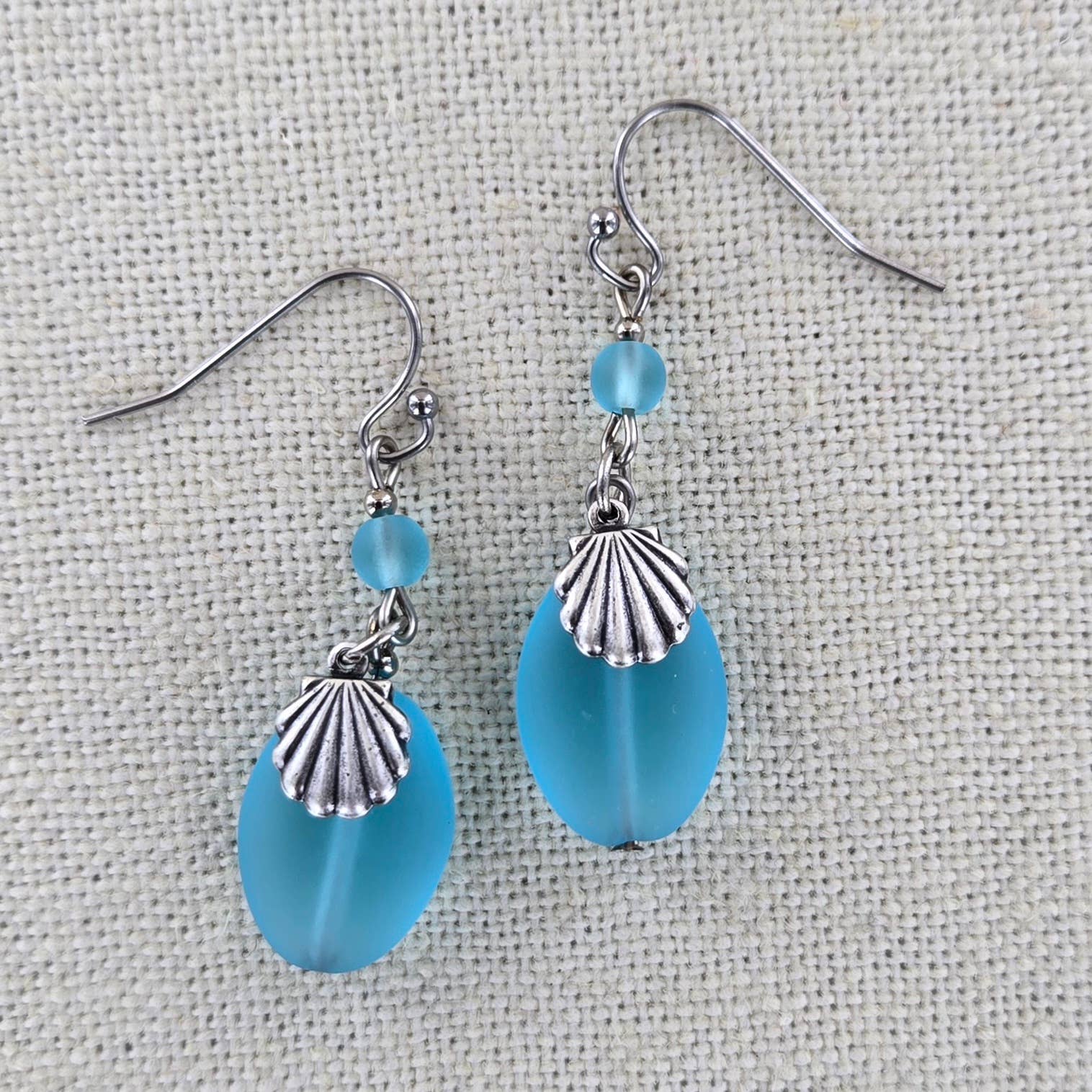Sadie Green's Jewelry - Wholesale Dangle Earrings - Sea Glass Shell Earring 1709-SP9