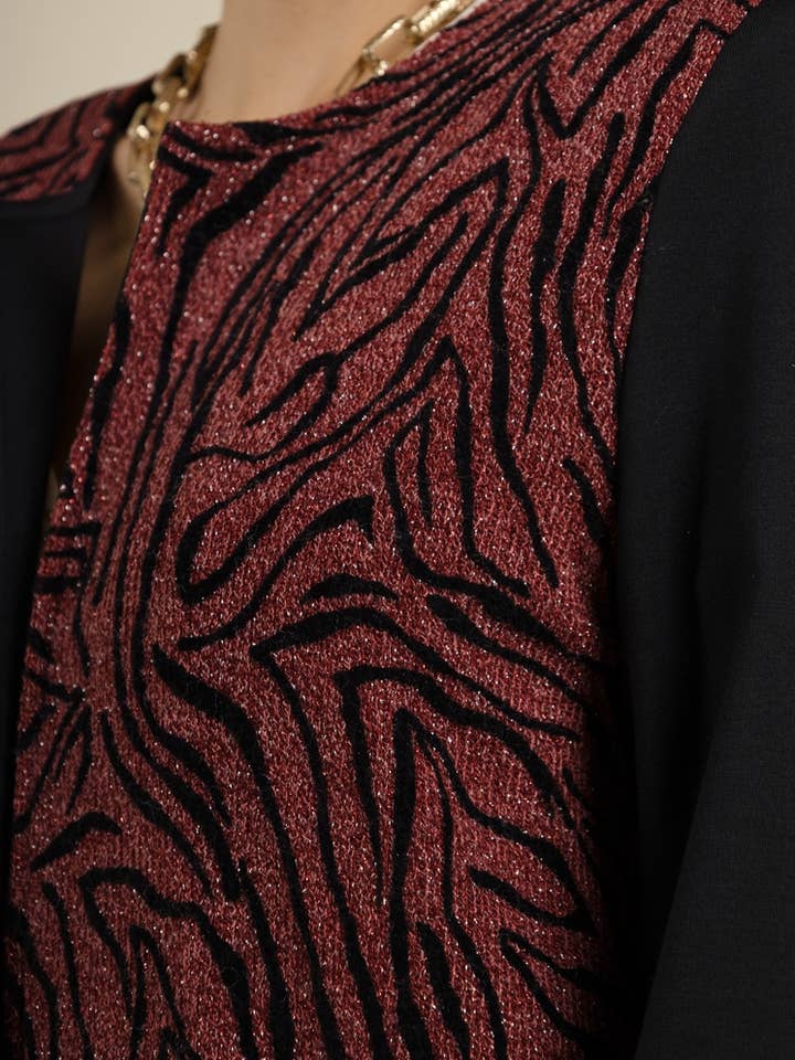 You Udress - Wholesale Jacket - Women's - Black and Burgundy Mid-Length Jacket with Imp Velvet Details2