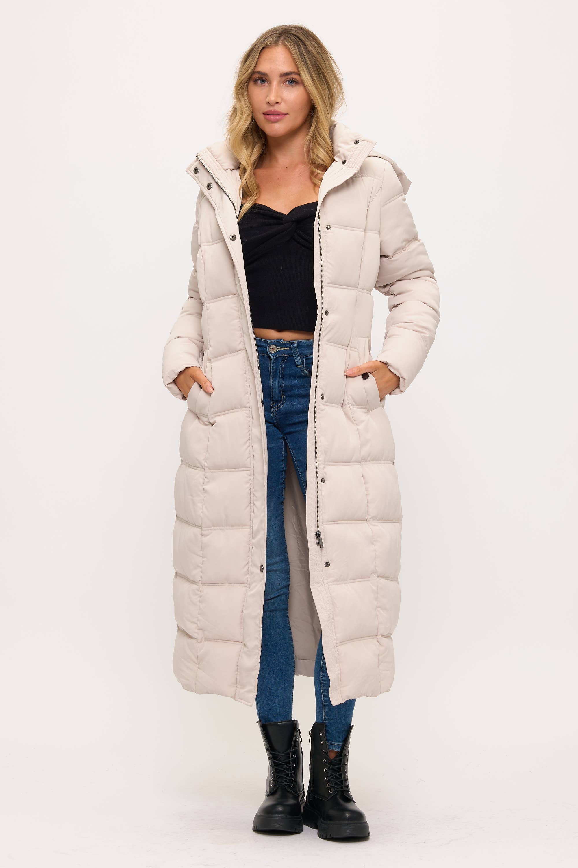 Coalition Apparel Inc - Vendita all'ingrosso Piumino - Donna - CLANP0113: Cappotto con Cappuccio Skyline Elite6