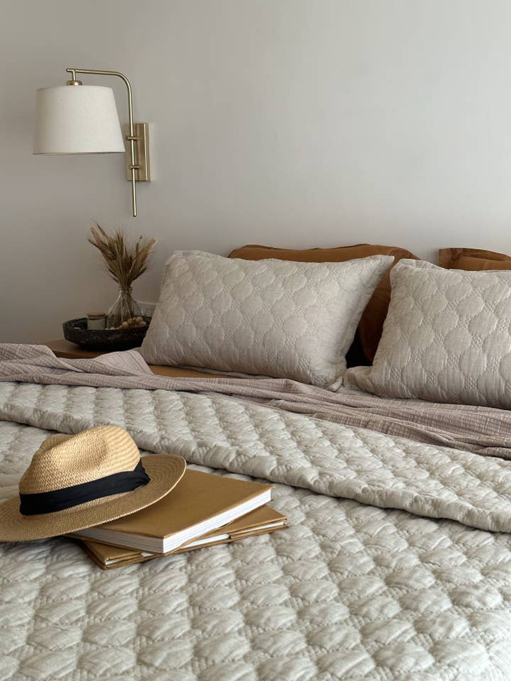 ROUPA DE CAMA ACOLCHOADA MARIANA por atacado de ALTROVE