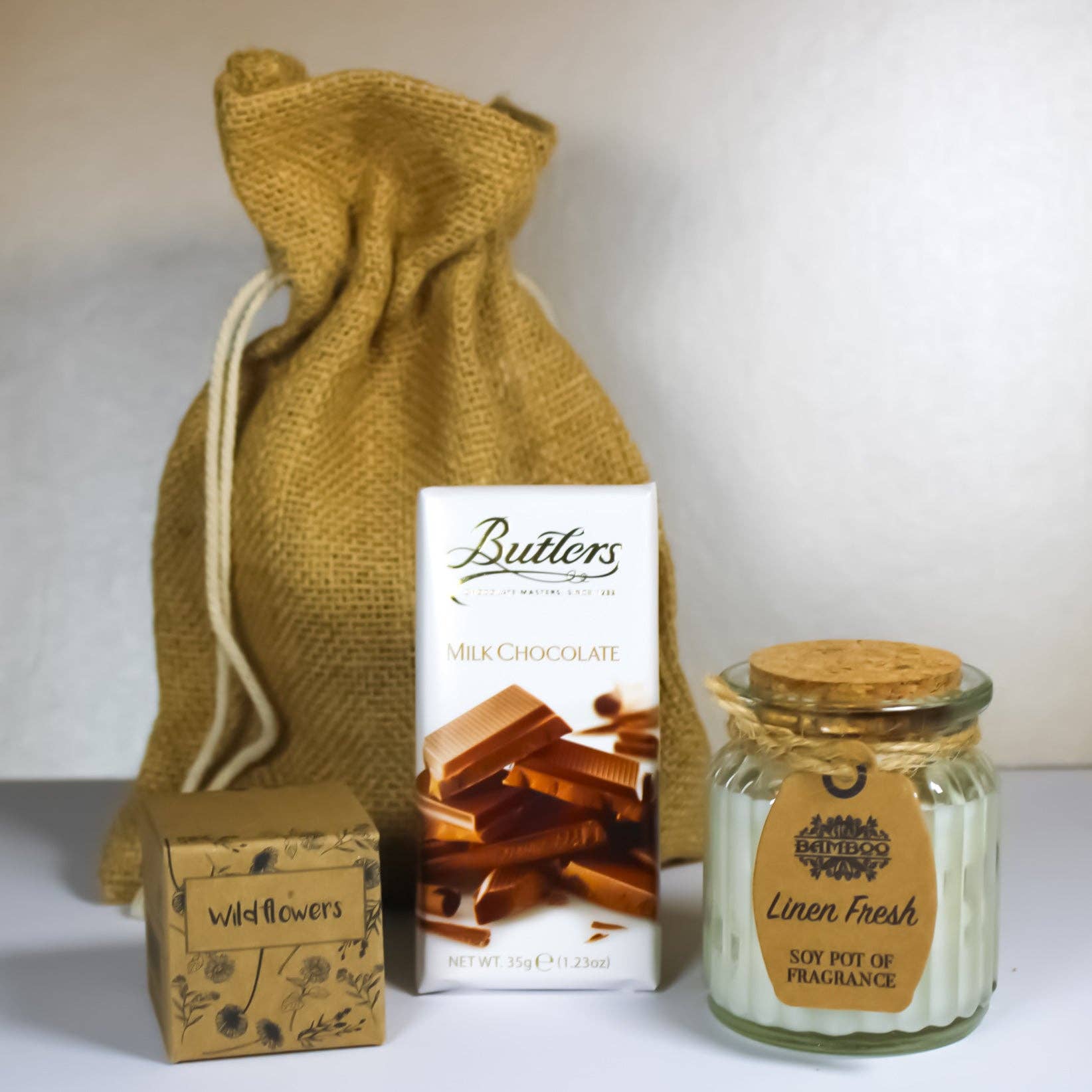 Care Box Collection - Venta al por mayor Conjunto de bolsas de regalo - Desk Drop de yute L0