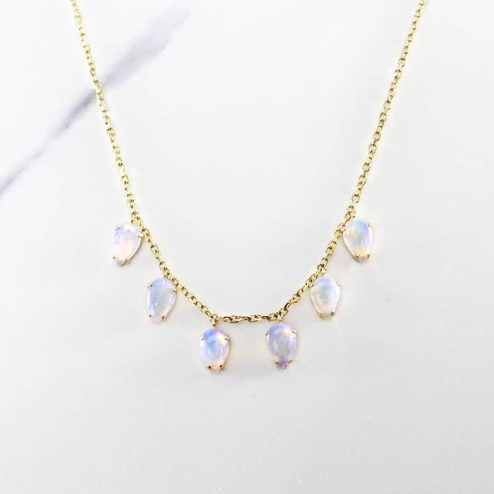 Ahurani 14k Massivgold-Opal-Tropfen-Halskette für den Großhandel von Kimiya Designs