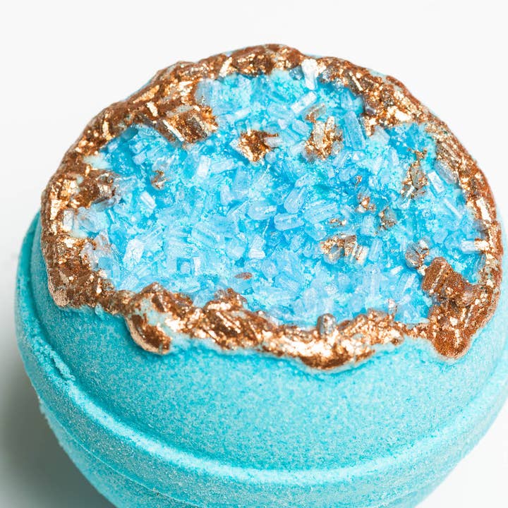 Latika Beauty - Wholesale Bath Bomb/Fizz - Amazonite Geode Bath Bomb – Ocean & Sea Salt Soak2