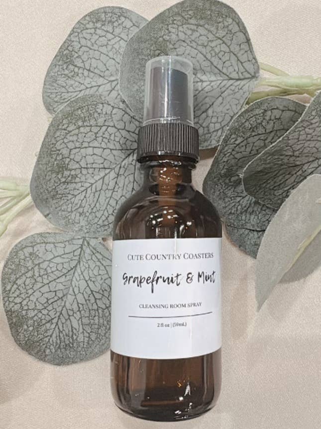 Grapefruit & Mint Room Spray for wholesale by Cute Country Coasters, LLC