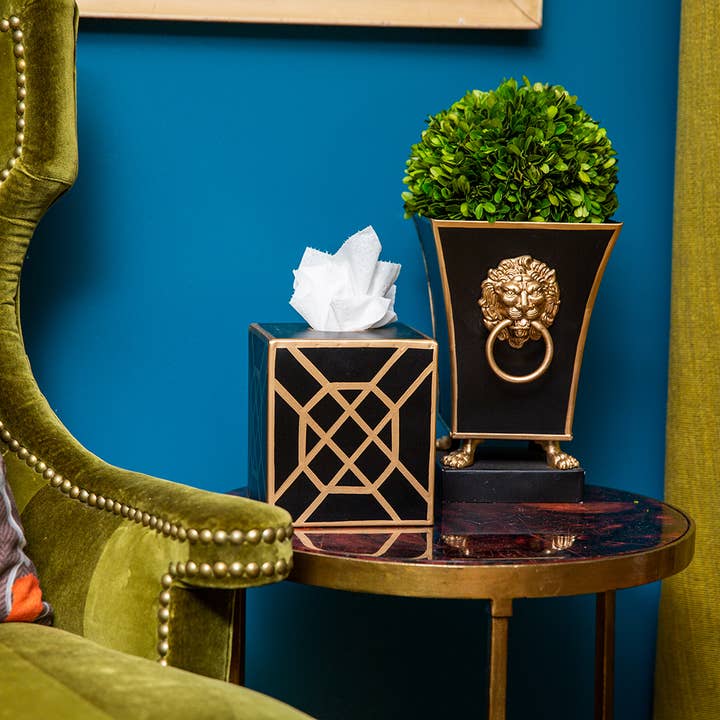 Jaye's Studio - Wholesale Plant Pot - Paws & Claws Fluted Square Cachepot Planter11