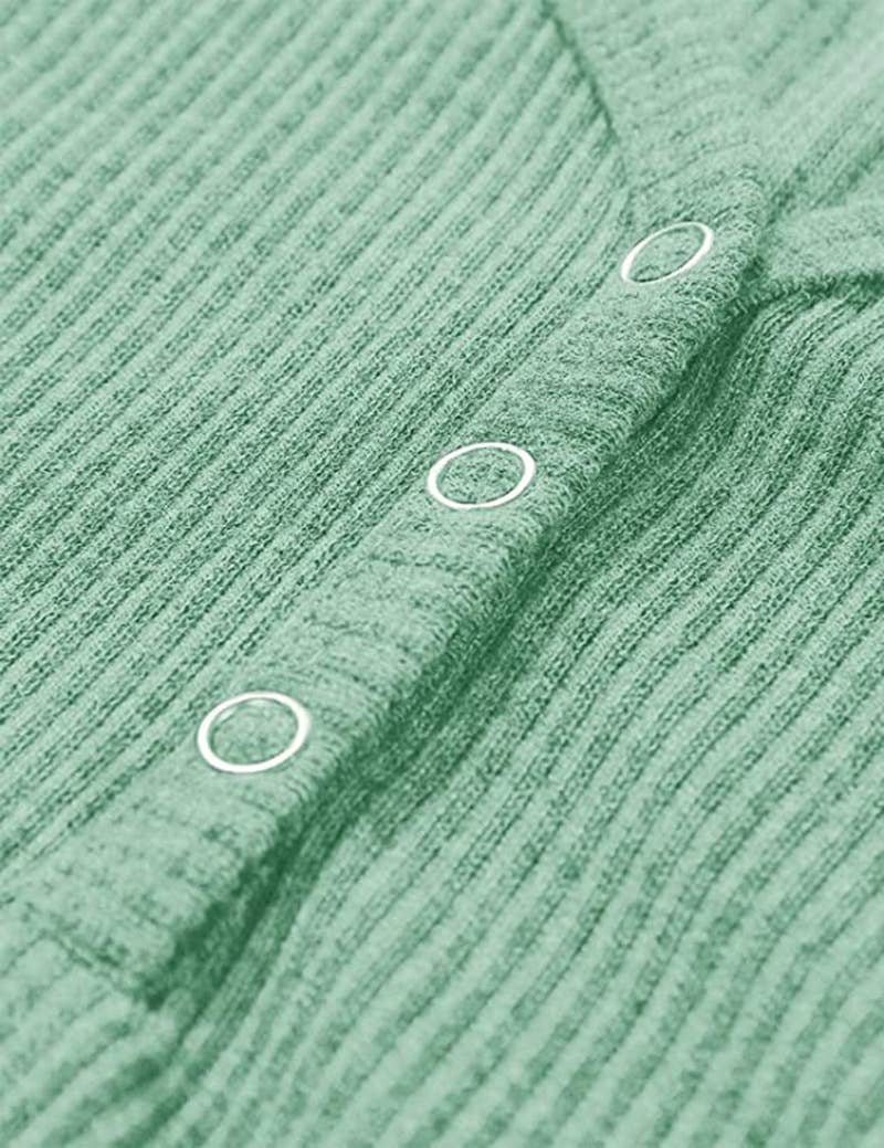 Lily Clothing - Wholesale Tank Top - Women's - SOLID COLOR V-NECK BREASTED SLIM-FIT KNIT VEST16