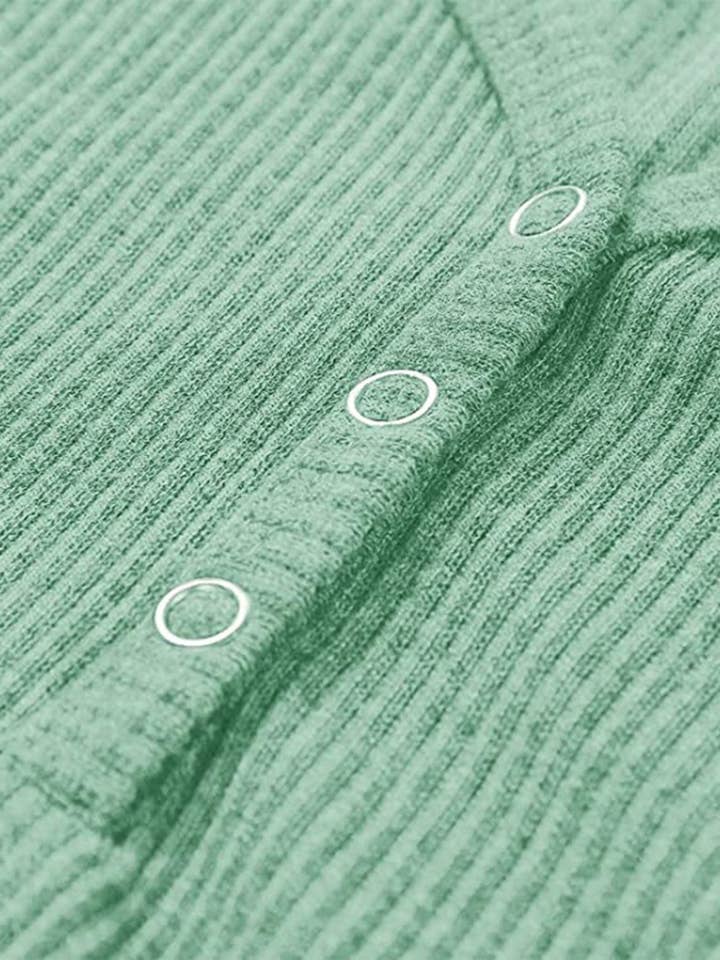 Lily Clothing - Wholesale Tank Top - Women's - SOLID COLOR V-NECK BREASTED SLIM-FIT KNIT VEST16