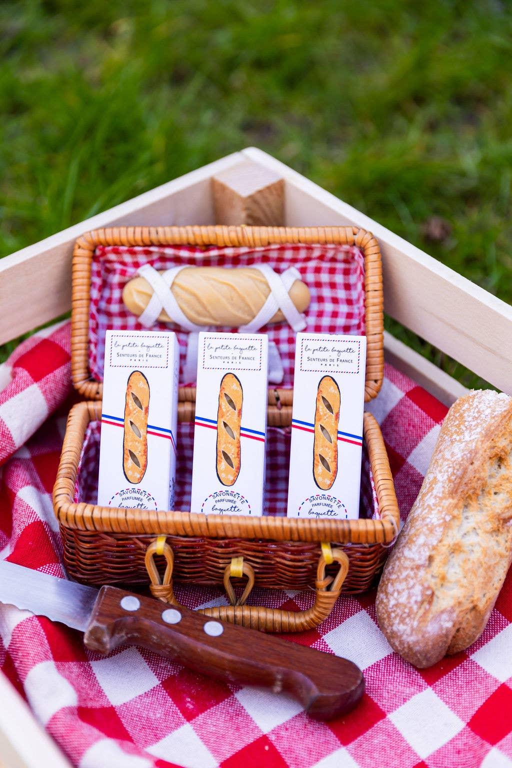 Senteurs De France - Vente Pains de savon - La savonnette "baguette" (54 ex) : Display FREE and 5% OFF !7