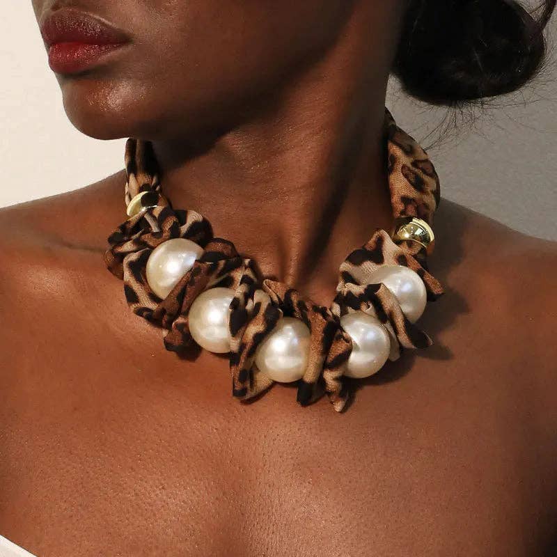 DUA MENKA – Colar com abas por atacado – O Colar Mzuri Muse0