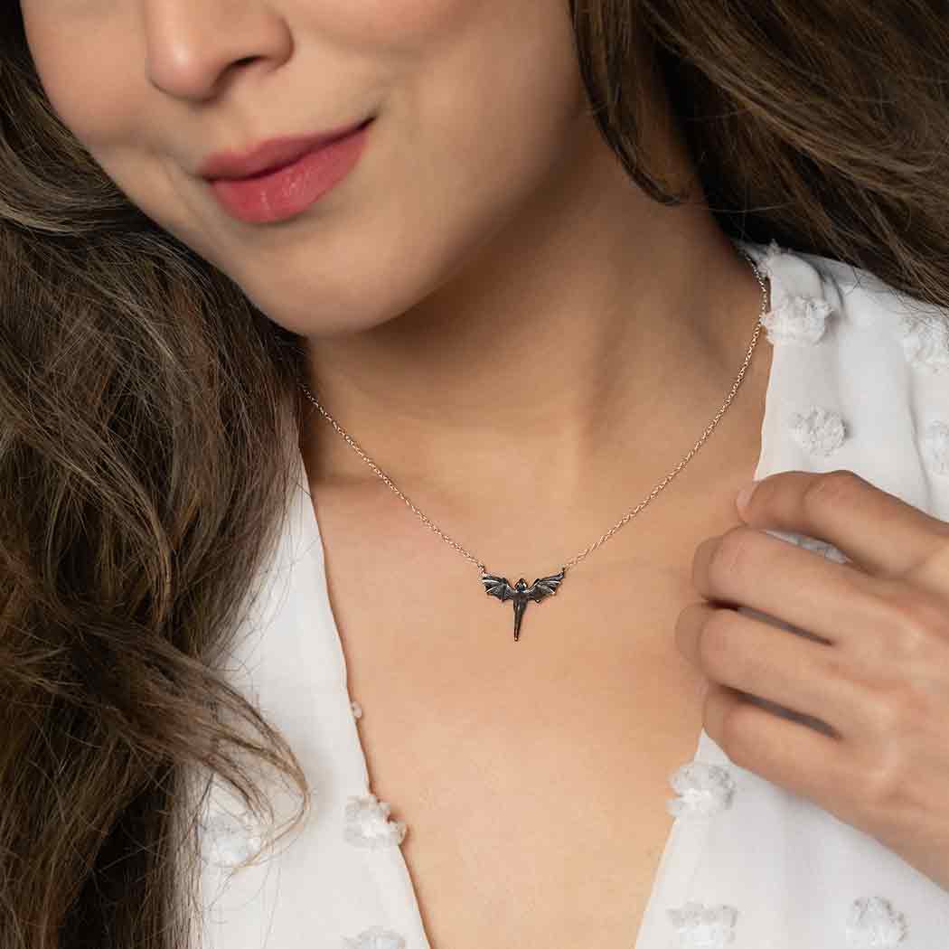 Nina Designs - Wholesale Pendant/Charm Necklace - Sterling Silver Flying Dragon Necklace1