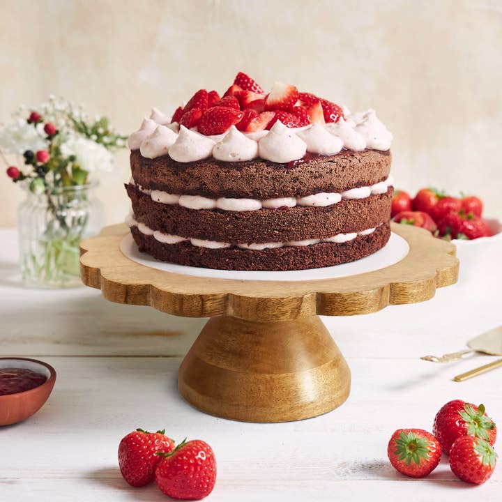 Mela Artisans - Wholesale Cake Stand - Scallop Cake Stand3