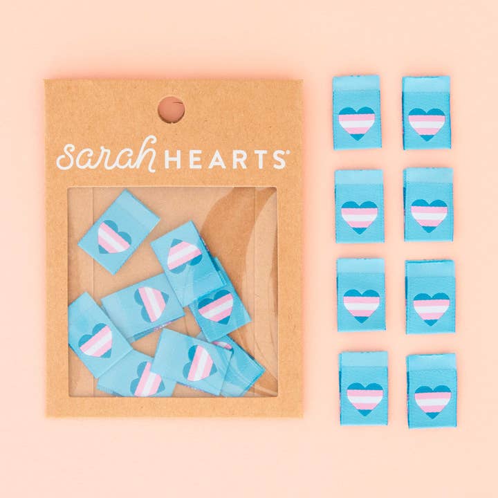 Etiquetas transgénicas tejidas en forma de corazón para prendas de coser y colchas para venta al por mayor de Sarah Hearts