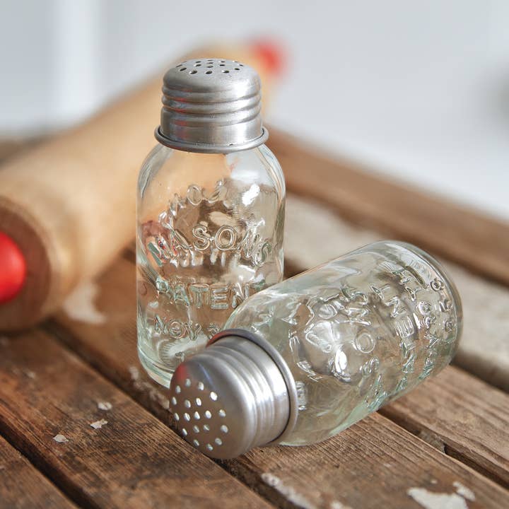 CTW Home Collection - Wholesale Salt & Pepper Shaker Set - Mini Mason Jar Salt Shakers