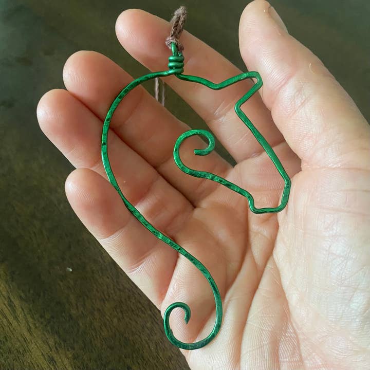 Hunter Dekofigur „Pferd“, mit Draht umwickelt, Grün (Kopie) für den Großhandel von The Beaded Pony