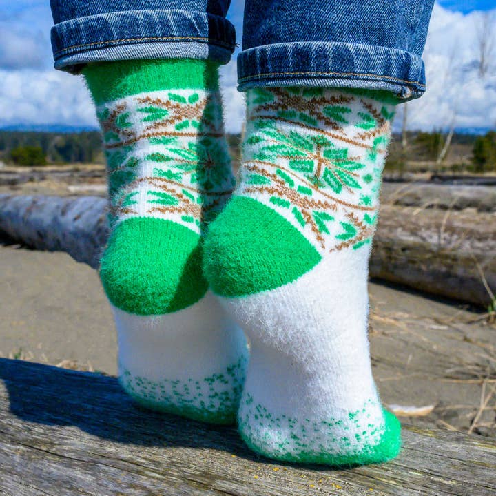 Nix Green - Ultra Soft Crew Socks | Wool & Bamboo for wholesale by Carpathian Wool