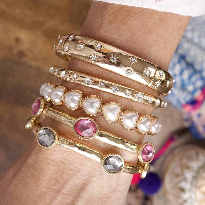 PennyLine inc - Wholesale Bangle Bracelet - Pearls Hearts Stretchy Bangle - Gold and Pearls