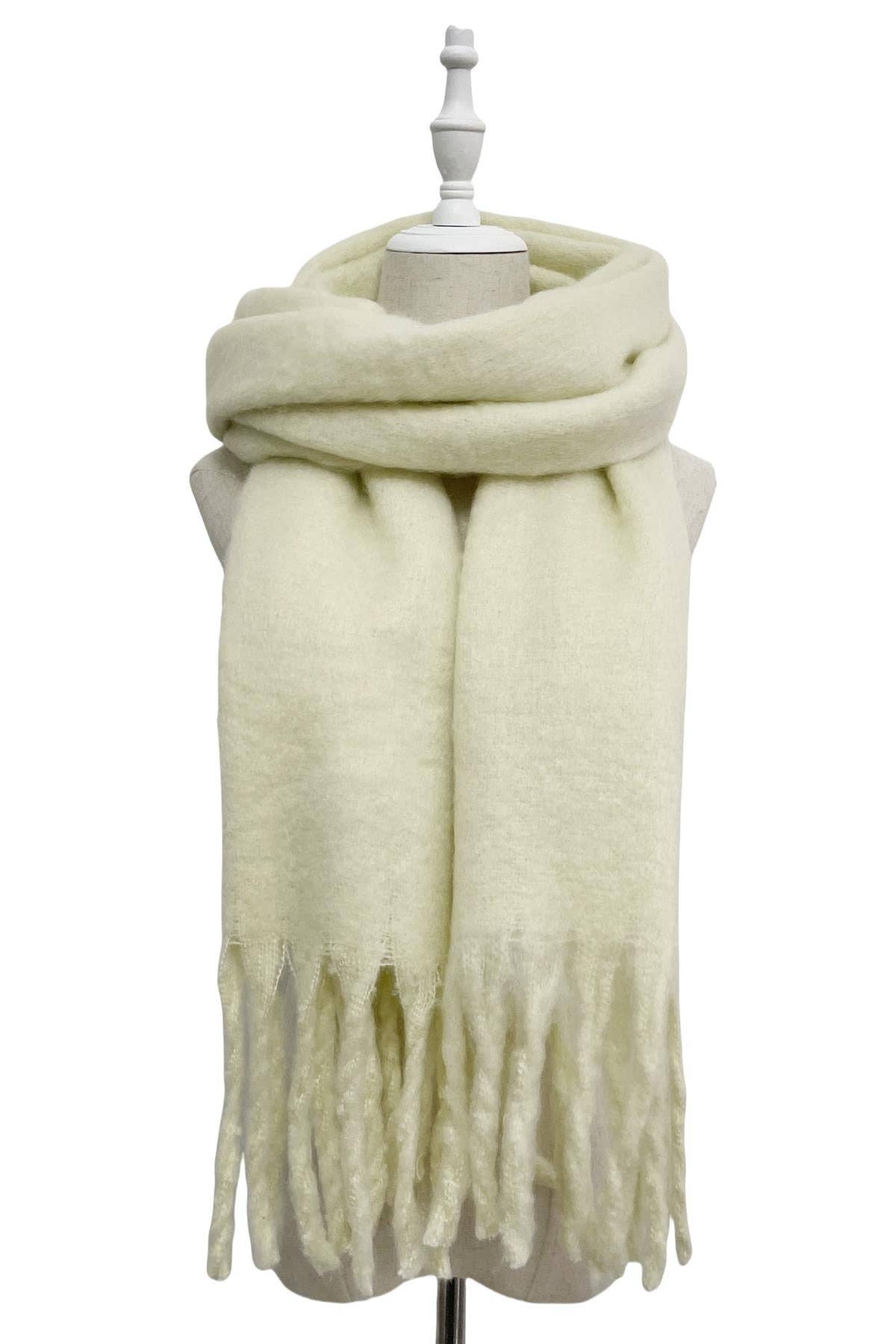 Fashion Scarf World - Vendita all'ingrosso Sciarpa - Donna - Sciarpa a scialle con nappe in morbida coperta semplice8