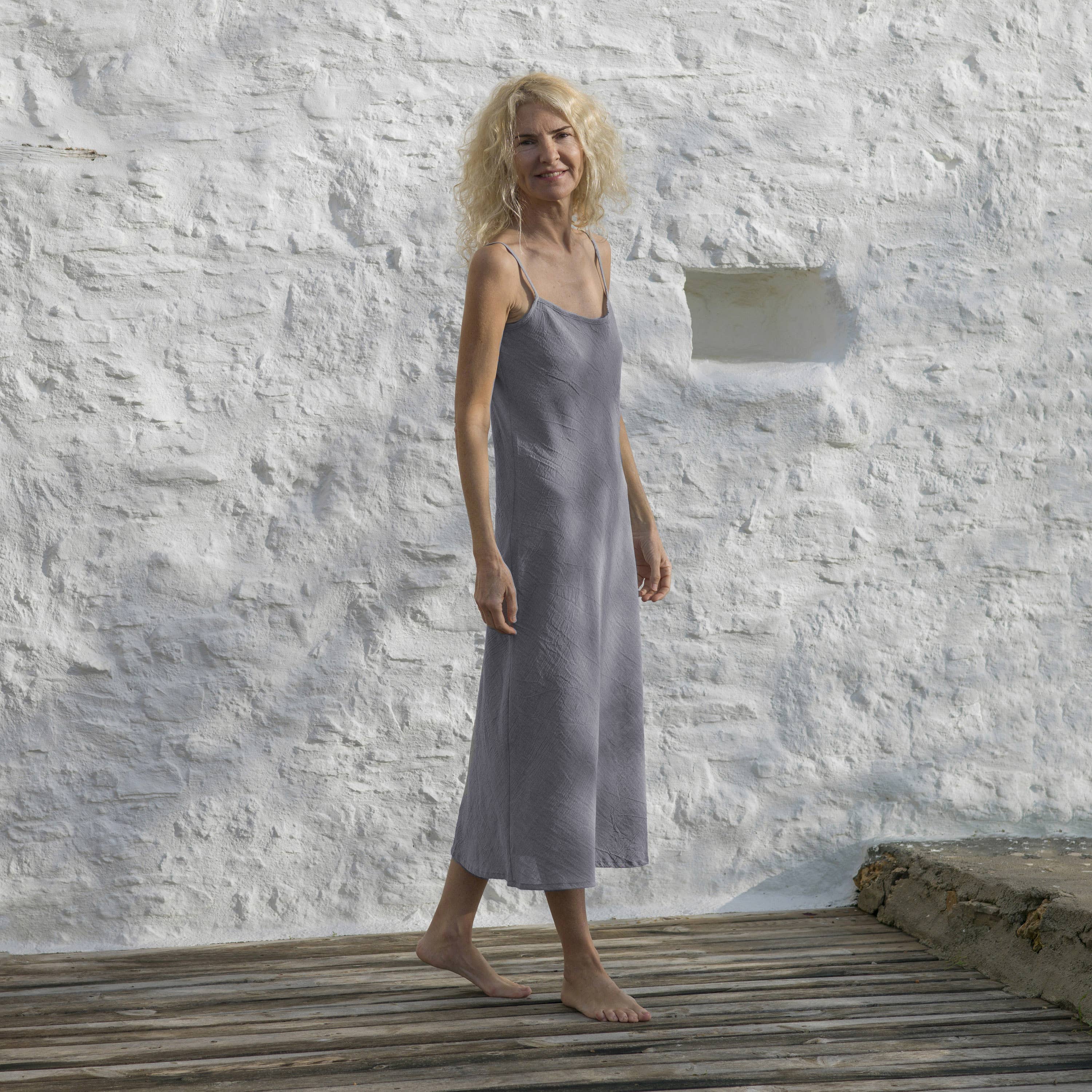 loom.ist – wholesale Dress – Women's – Sile Basic Slip Dress2