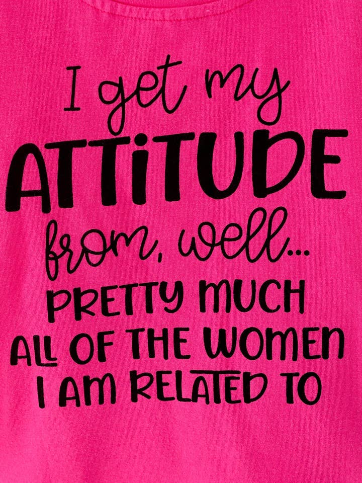 Rylee Faith Designs – Großhandel Top- & Hosen-Set – Kinder – Mädchen Outfit: Pinkes T-Shirt mit 'ATTITUDE'-Schriftzug und ausgestellte Hose im Leopardenmuster2