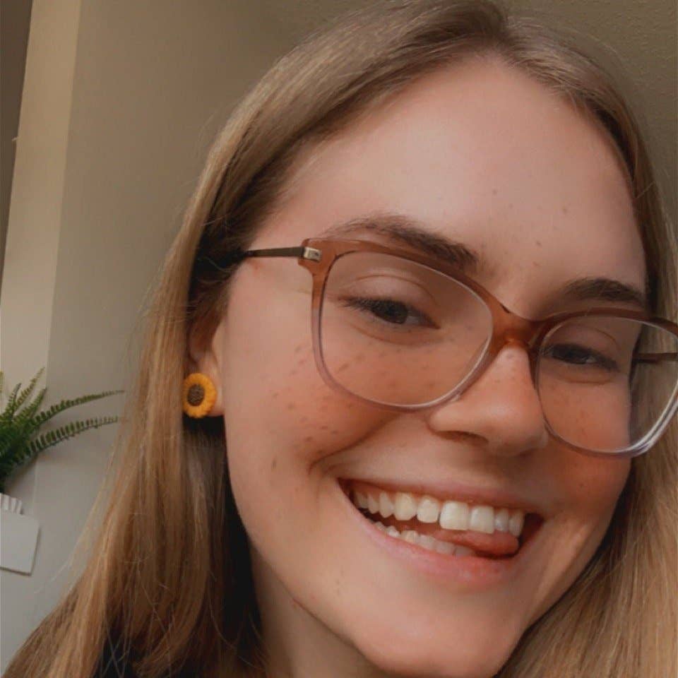 Sundried Peach - Wholesale Stud/Post Earrings - Sunflower Studs3