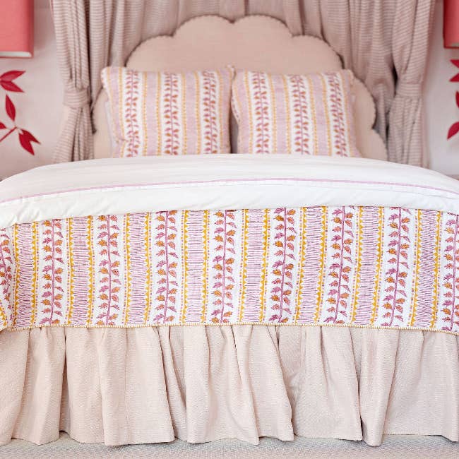 The Signature Zipper Duvet Cover - The Peek Edge - Lavender for wholesale by Pippen House