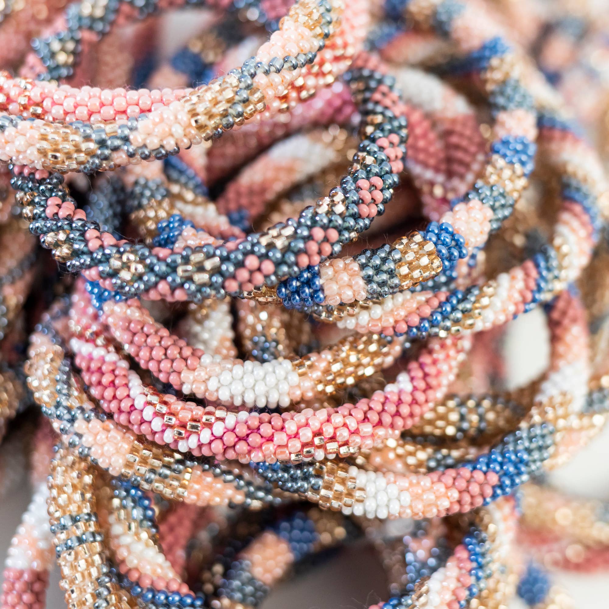 Aid Through Trade – wholesale Beaded bracelet – The Original Roll-On® Bracelet Twilight- Set of 123