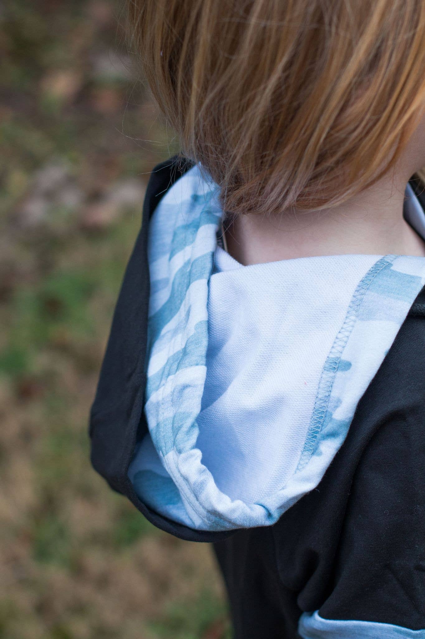 Rogue Society Apparel®️ – Großhandel Hoodie – Damen – Varsity Camo Hoodie jetzt für Kinder erhältlich!13