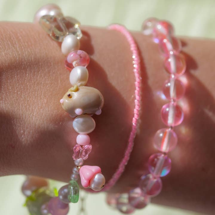 Picnic Blanket - Wholesale Beaded Bracelet - Golden Guinea Pig Bracelet