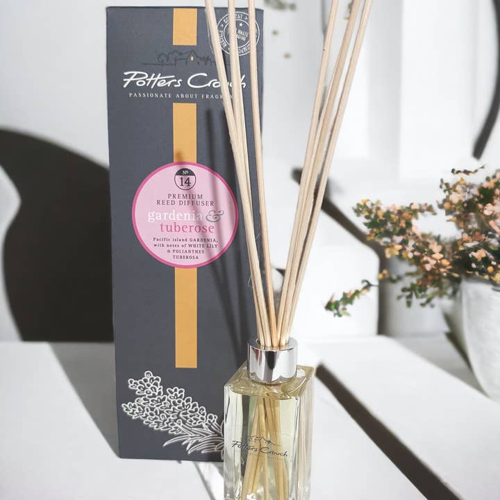 Gardenia & Tuberose Diffusor för wholesale av Potters Crouch Candles