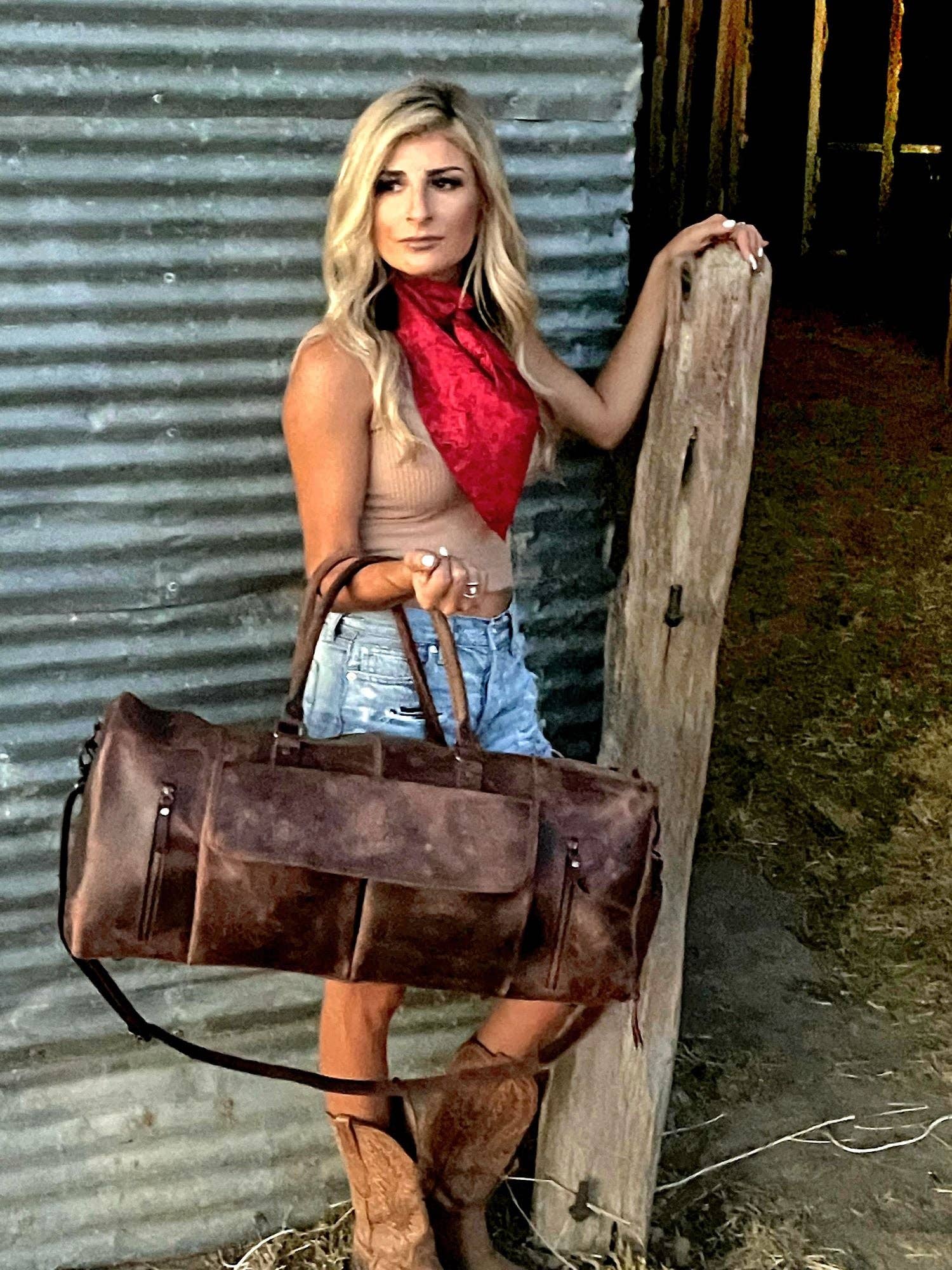 Ranch Junkie - Wholesale Weekender Bag - Unisex - Denali Vintage Saddle Leather Weekender Leather Duffel Bag7