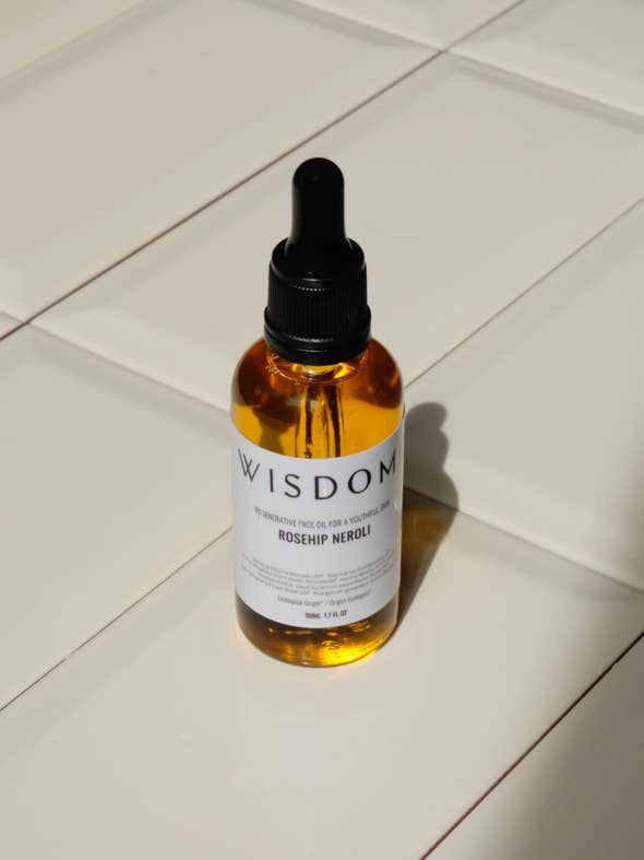 Regenererande ansiktsolja | Nypon och neroli för wholesale av WISDOW