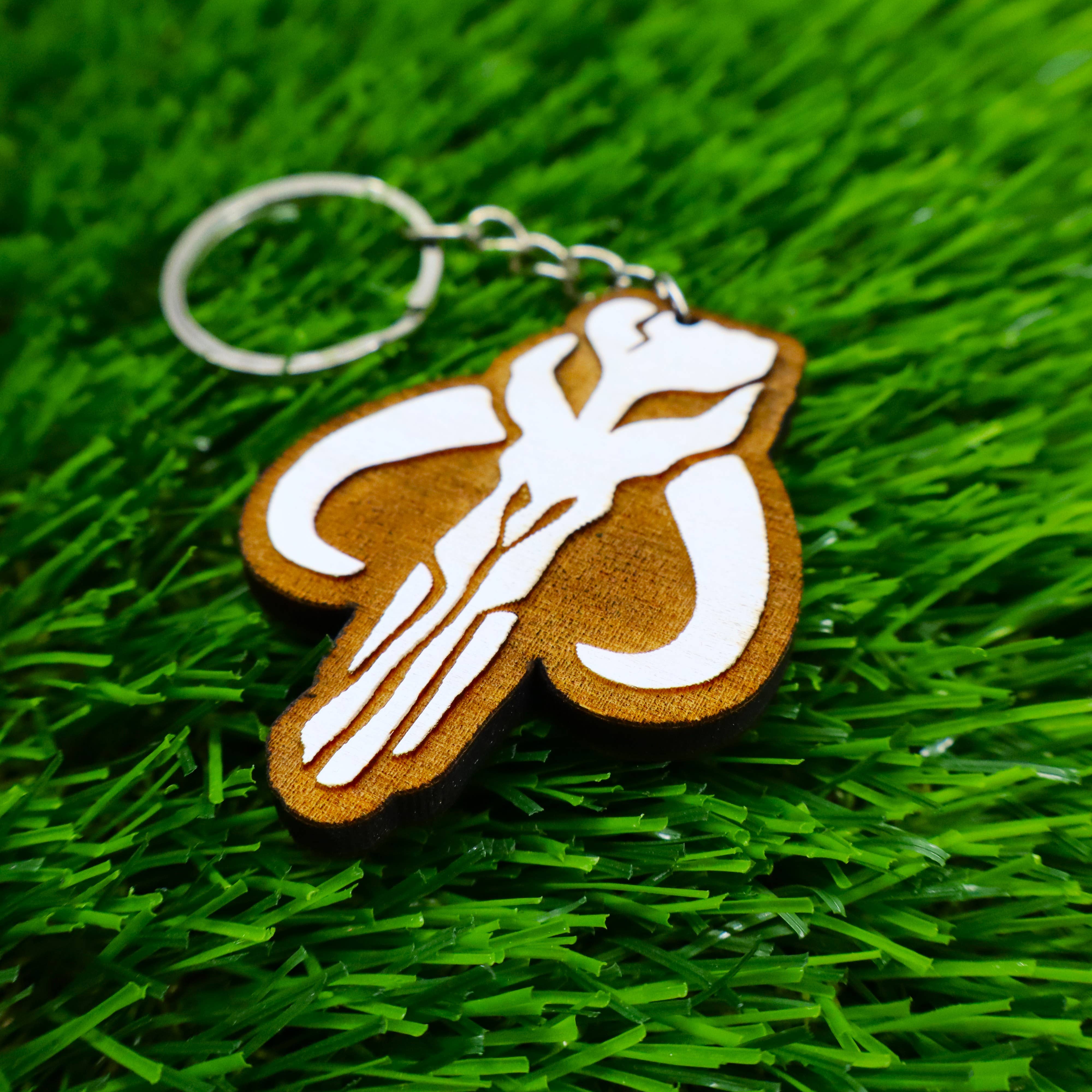 Herbs&Belles – wholesale Keychain – Unisex – Mandalorian Wooden Keychain, Star Wars, Geek Gift, For Nerds1