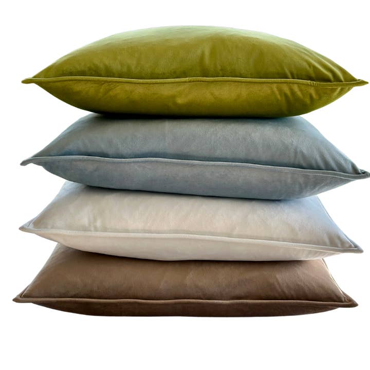 Arte Italica & Crown Linen Designs - Wholesale Throw/Decorative Pillow - Sicily Velvet Boudoir Pillow