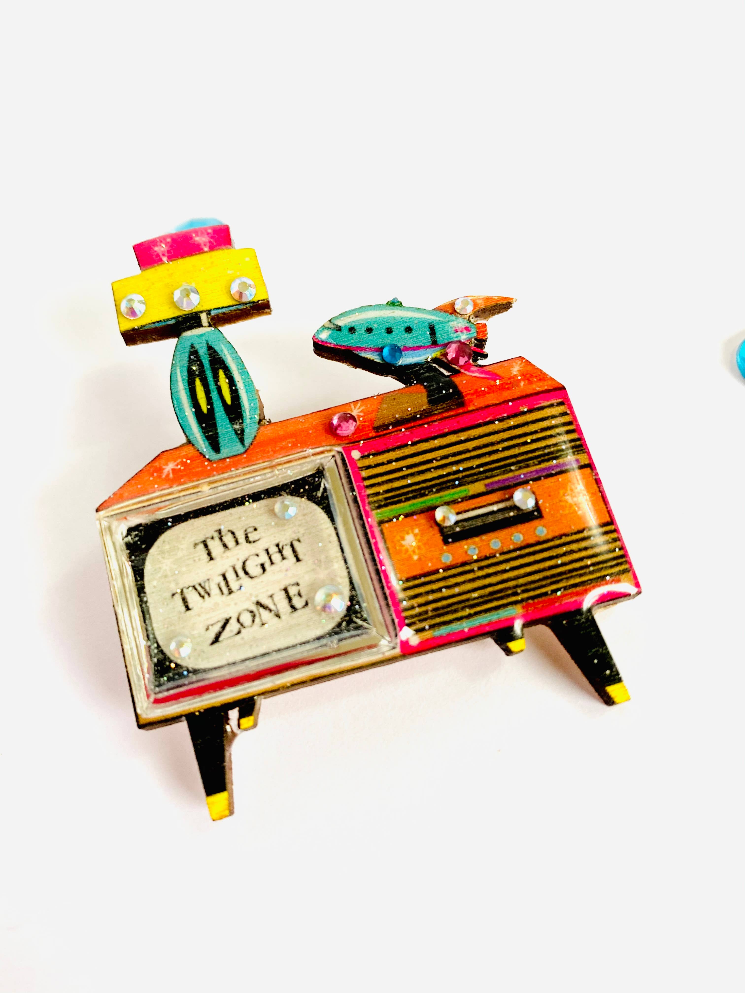 Rosie Rose Parker - Wholesale Brooch - Retro tv brooch colourful summer brooch statement unusual5