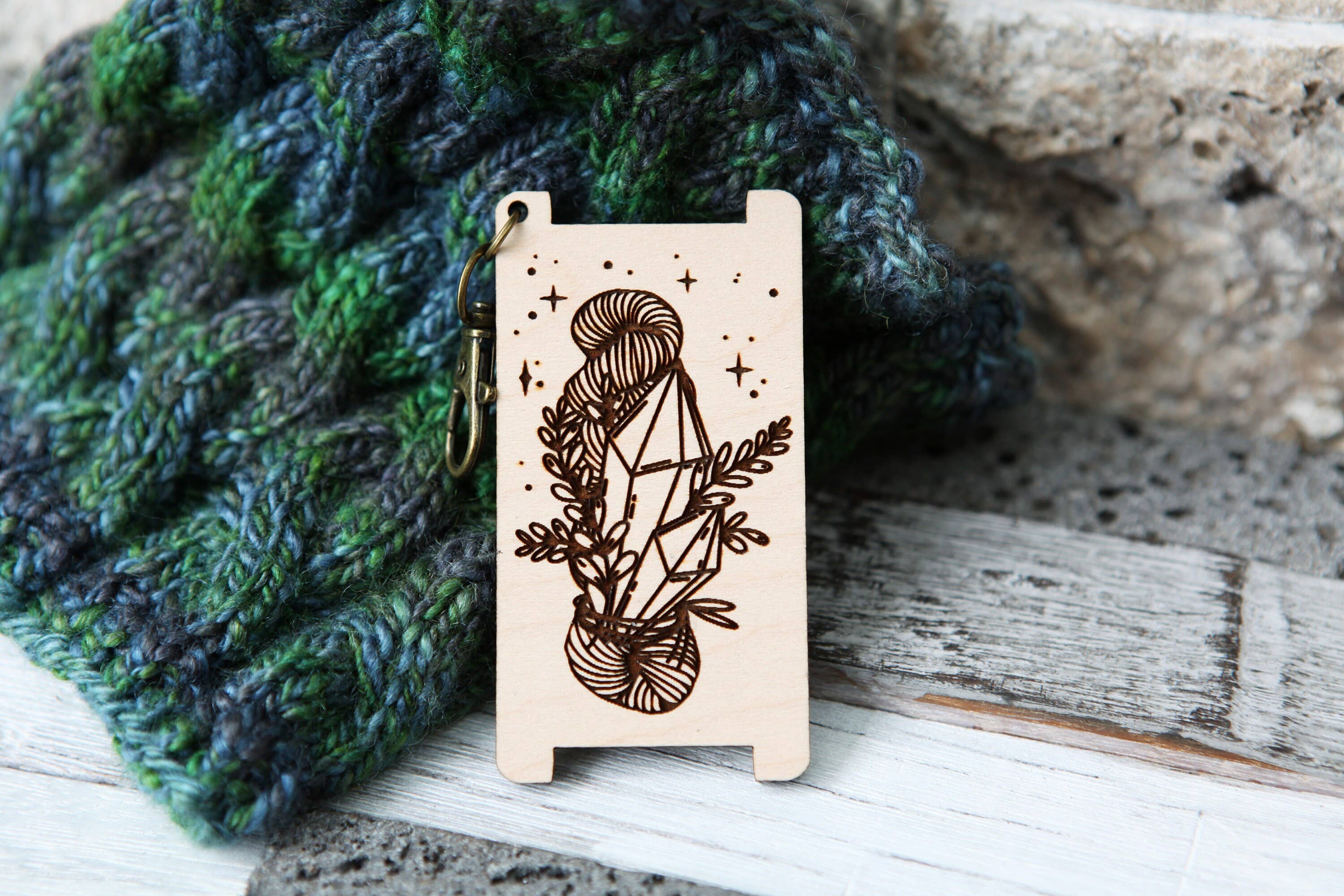 Sunrise Grove - Wholesale Knitting/Crochet Supplies - Crystal & Leaf Yarn WPI Tool Cherry Wood Gauge8