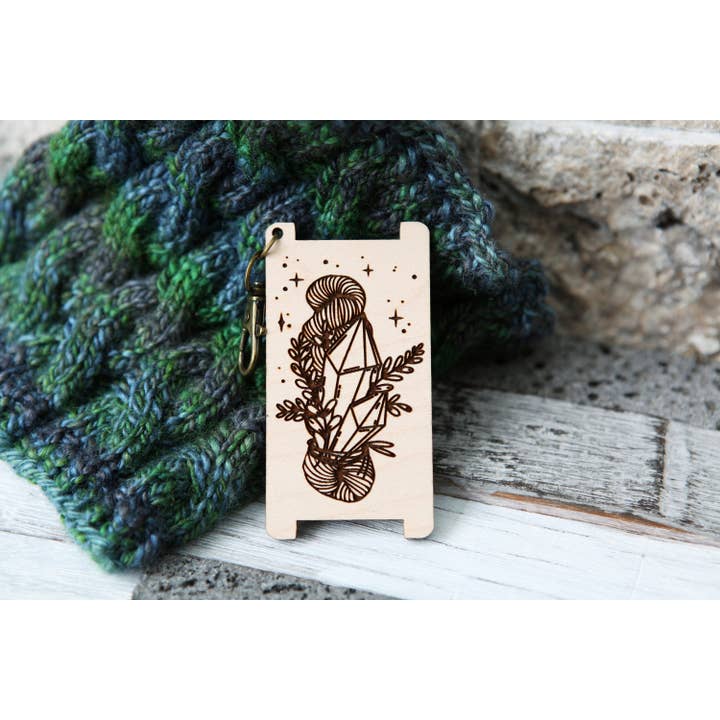 Sunrise Grove - Wholesale Knitting/Crochet Supplies - Crystal & Leaf Yarn WPI Tool Cherry Wood Gauge8