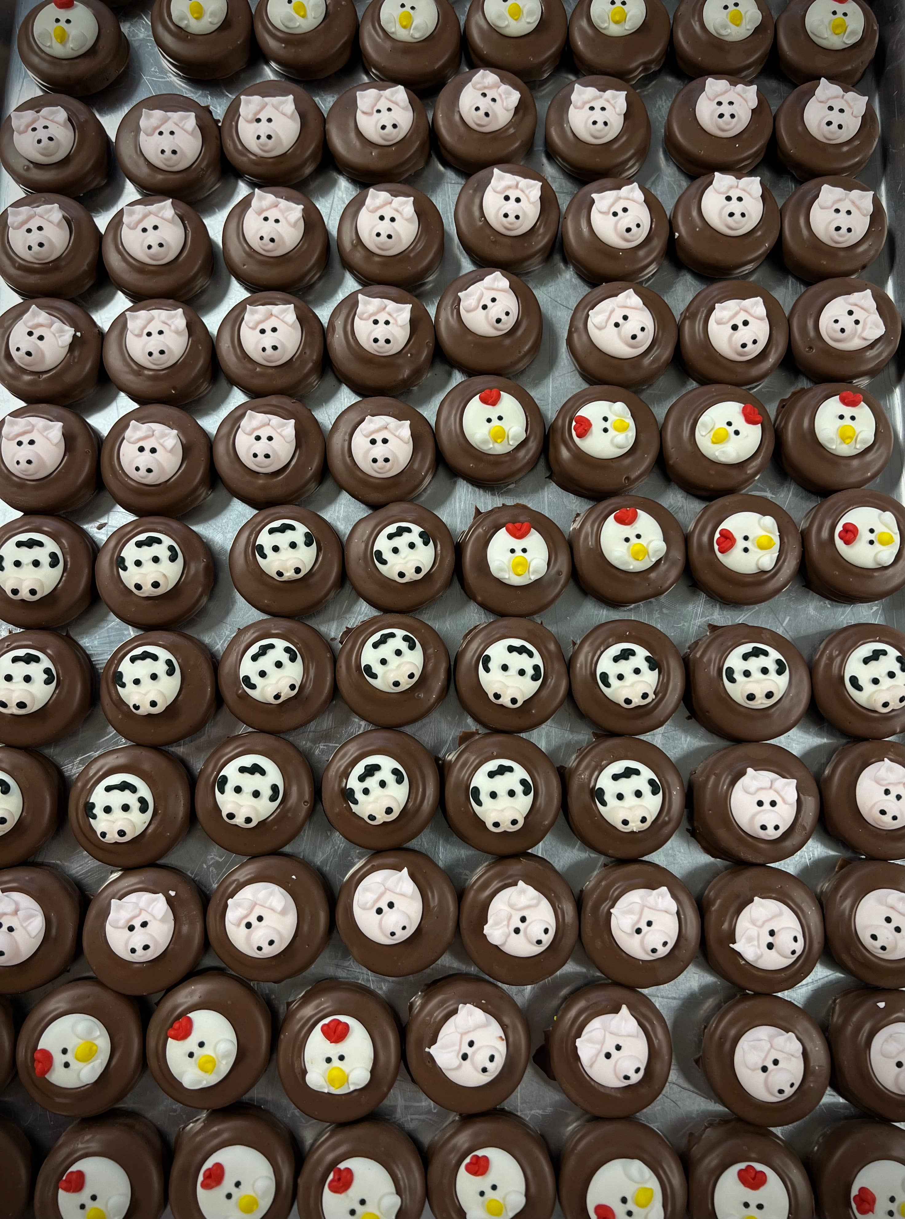 O'Shea's Candies Sweet Shop - Wholesale Chocolate Covered Sweets - O’Oreo “Farm Animal Faces” 🐔  🐮   w/ Milk Chocolate 3PK2