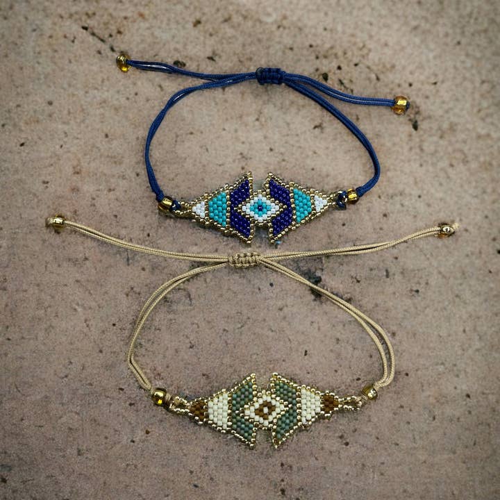 geometrische kralenarmband met boze ogen miyuki kralen handgemaakt in bali voor wholesale door Jade Pottery & DIY Studio