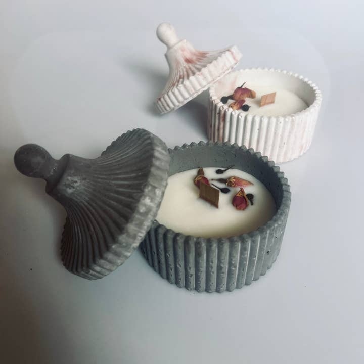 Nina candle and other Purchase Wholesale calcetines niña. Free Returns & Net 60 Terms on Faire trending on Faire.