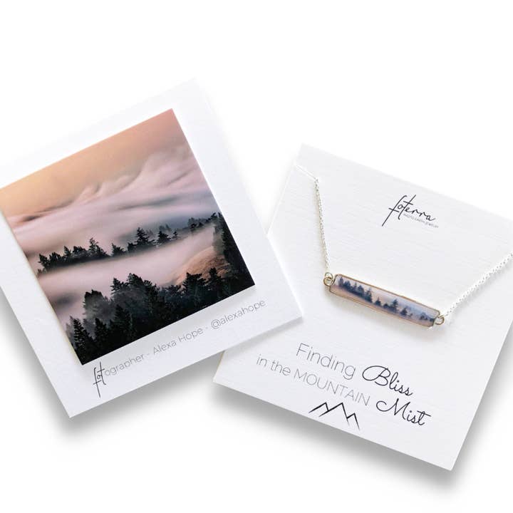 Misty Mountain Bar halsband för wholesale av Foterra Jewelry