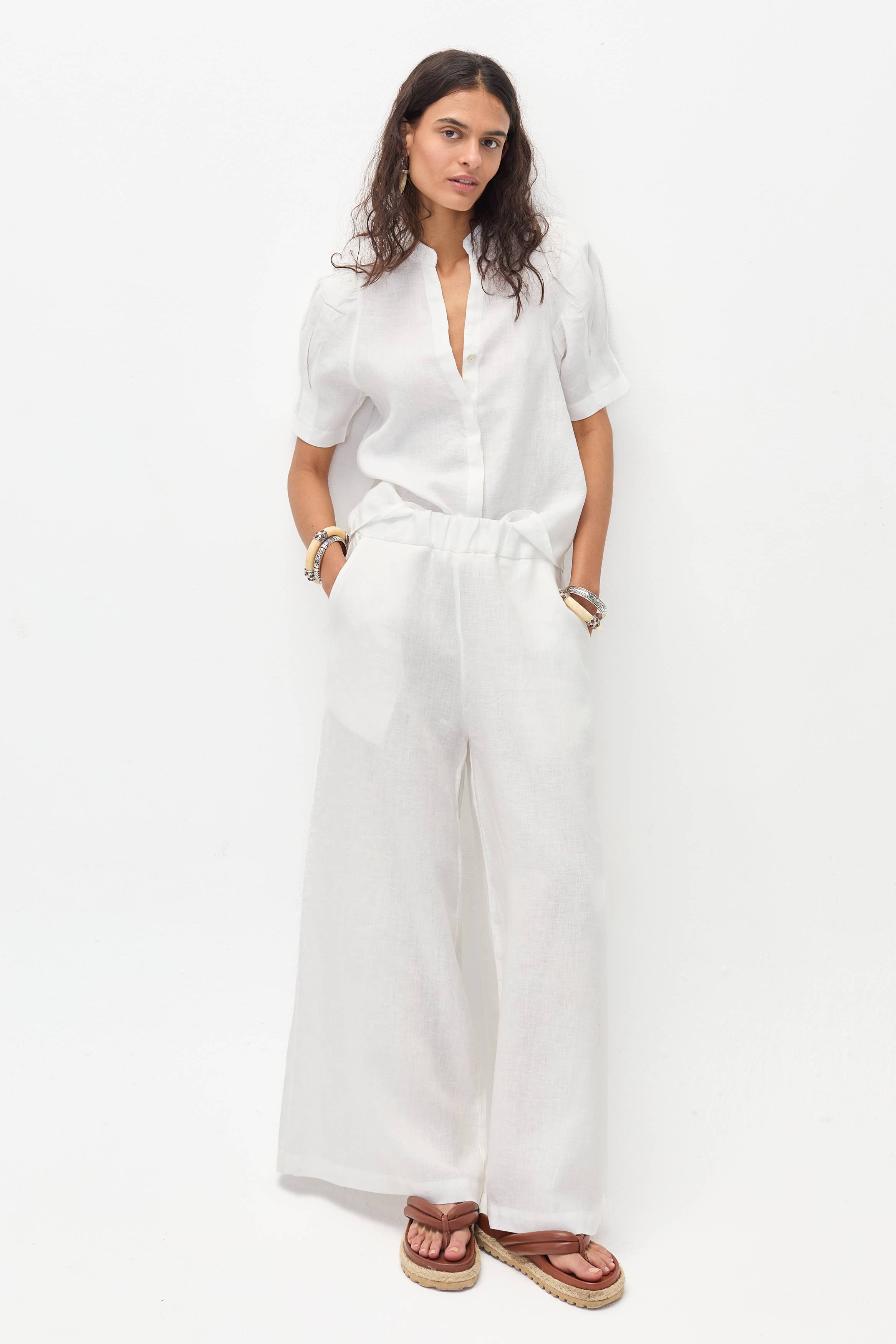 Wit Athina linnen blouse - wit voor groothandel op Faire6