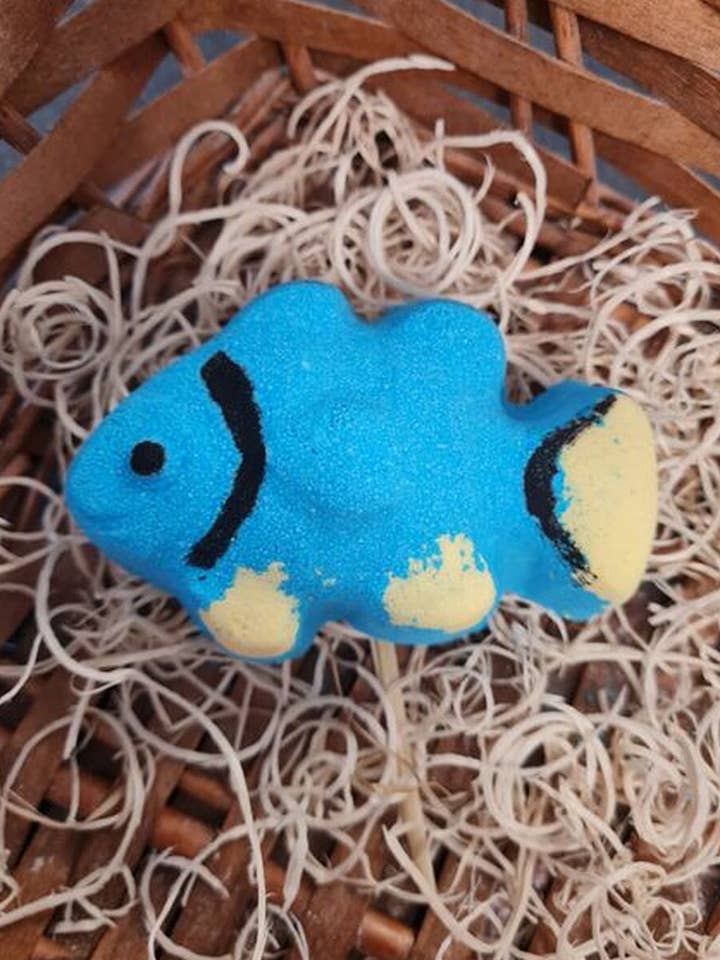Dory Fish Bath Bombs - Blue & Yellow for wholesale by Enchanting Bath Bombs