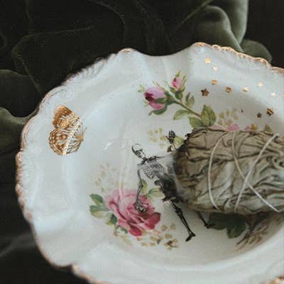 Wings Hawaii - Wholesale Ashtray - Skelly Ashtray1