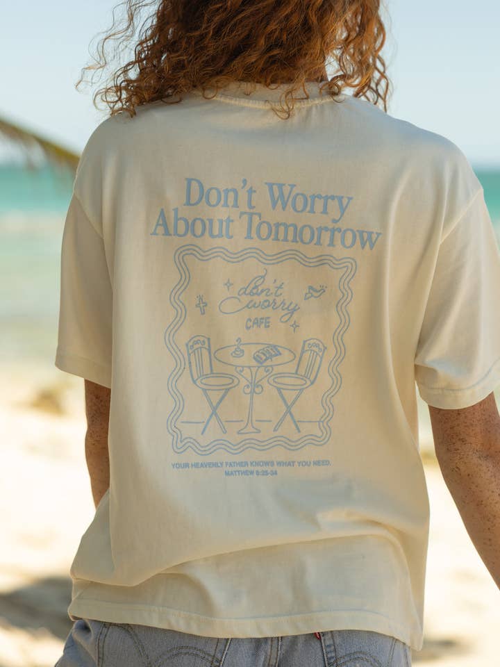 T-shirt unisexe Don't Worry Cafe pour la vente par Elevated Faith